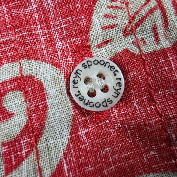 Reyn Spooner Kloth Mens Size XL Red Floral Button Front Shirt Aloha Hawaiian - Picture 4 of 9